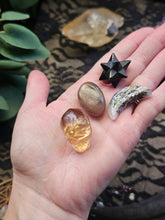 Load image into Gallery viewer, Mystique ~ CrystalAIRium Mystic Terrarium 1/5