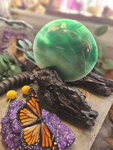 Load image into Gallery viewer, Aventurine Full Moon on Driftwood