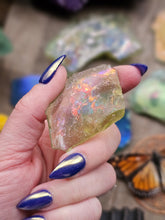 Load image into Gallery viewer, Ancient Roman Empire Glass Relics