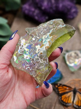 Load image into Gallery viewer, Ancient Roman Empire Glass Relics