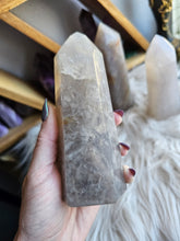 Load image into Gallery viewer, Natural Blue Rose Quartz Towers