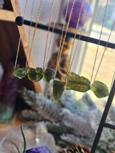 Load image into Gallery viewer, Genuine Moldavite Tektite Space Glass Pendant Necklace