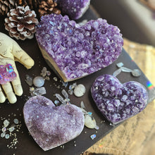 Load image into Gallery viewer, Natural Raw Amethyst Crystal Hearts