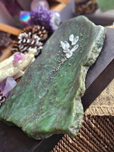Load image into Gallery viewer, Decorative Nephrite Jade Polished Tray