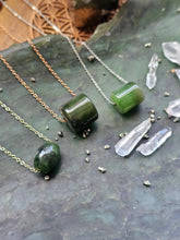 Load image into Gallery viewer, Nephrite Jade Gemstone Simple Pendants