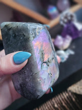 Load image into Gallery viewer, Sunset Labradorite Polished Free Forms