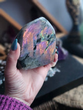 Load image into Gallery viewer, Sunset Labradorite Polished Free Forms