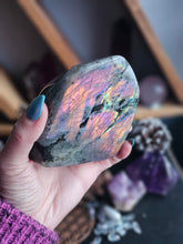 Load image into Gallery viewer, Sunset Labradorite Polished Free Forms