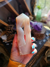 Load image into Gallery viewer, Polished Agate Druzy Crystal Tower