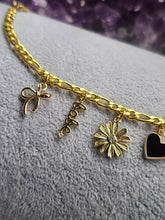 Load image into Gallery viewer, Hey Babe Gold Charm Bracelet