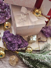 Load image into Gallery viewer, Holiday Mystery Crystal Boxes
