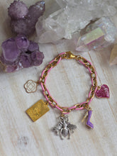 Load image into Gallery viewer, Bee You Diva Charm Bracelet