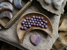 Load image into Gallery viewer, Simple "Jadeite" Lavender Jade Necklace