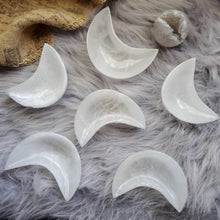 Load image into Gallery viewer, Natural Selenite Crescent Moon Bowl Dish