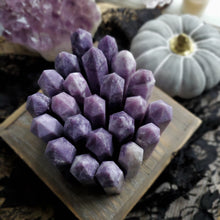 Load image into Gallery viewer, Natural Purple Lepidolite Towers