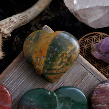 Load image into Gallery viewer, AAA Bloodstone Palmstone Hearts