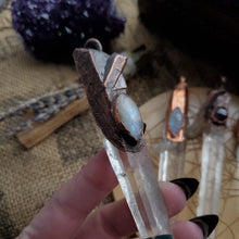 Load image into Gallery viewer, Electroformed Lemurian Laser Pendant Pendulum
