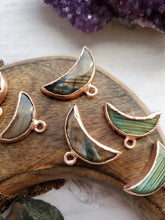 Load image into Gallery viewer, Labradorite Moon Bestie Necklace Set