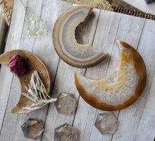 Load image into Gallery viewer, Agate Crystal Crescent Druzy Moons