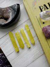 Load image into Gallery viewer, Natural Top Quality Serpentine Pendants