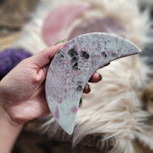 Load image into Gallery viewer, Crystal Crescent Moons