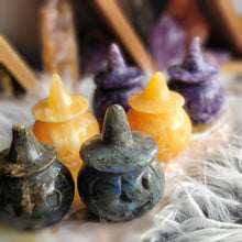 Load image into Gallery viewer, 2.5" Hand Carved Crystal Pumpkins