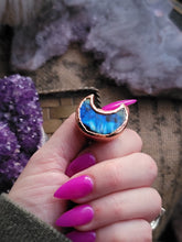 Load image into Gallery viewer, Electroformed Copper Crystal Pins