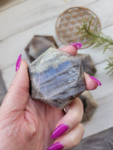 Load image into Gallery viewer, Genuine Sunstone Moonstone Polished Hexagons