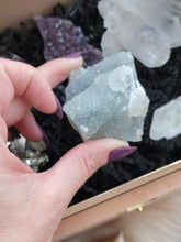 Load image into Gallery viewer, Smokin Love Antique Keepsake Raw Crystal Kit Cigar Box