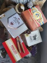 Load image into Gallery viewer, Smokin Love Antique Keepsake Raw Crystal Kit Cigar Box