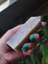 Load image into Gallery viewer, Genuine Belomorite Sunstone Moonstone Towers