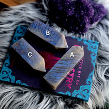 Load image into Gallery viewer, Genuine Belomorite Sunstone Moonstone Towers