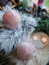 Load image into Gallery viewer, Natural Rose Quartz Crystal Lamp