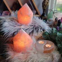 Load image into Gallery viewer, Natural Rose Quartz Crystal Lamp