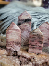 Load image into Gallery viewer, Natural Banded Pink Mica Towers
