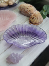 Load image into Gallery viewer, Clam Shell Crystal Decorative Bowls