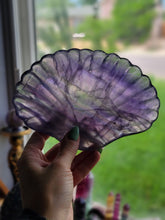 Load image into Gallery viewer, Clam Shell Crystal Decorative Bowls