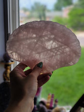 Load image into Gallery viewer, Clam Shell Crystal Decorative Bowls