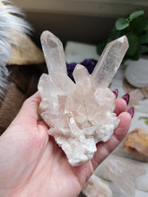 Load image into Gallery viewer, Raw Himalayan Samadhi Quartz Crystals