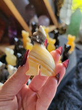 Load image into Gallery viewer, Mini Gemstone Carved Kitty Cats