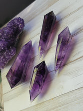 Load image into Gallery viewer, AAA Natural Phantom Amethyst Crystal Vogels