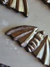 Load image into Gallery viewer, Black Obsidian Carved Gemstone Bats
