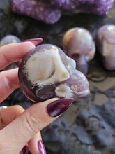 Load image into Gallery viewer, Natural Black/Purple Violet Flame Agate Gemstone Skulls