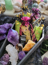 Load image into Gallery viewer, Halloween Crystal Mystery Treat Bags