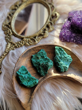 Load image into Gallery viewer, Fibrous Raw Malachite Gemstone