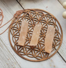 Load image into Gallery viewer, Peach Selenite Pendant Necklace