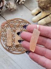 Load image into Gallery viewer, Peach Selenite Pendant Necklace
