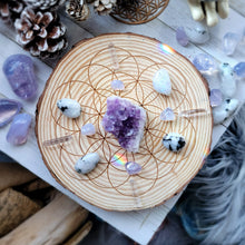 Load image into Gallery viewer, Divine Feminine Activation Crystal Grid Kit