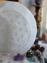 Load image into Gallery viewer, Selenite Satin Spar Sacred Geometry Crystal Lamp