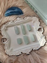 Load image into Gallery viewer, Natural Simple Aquamarine Necklace